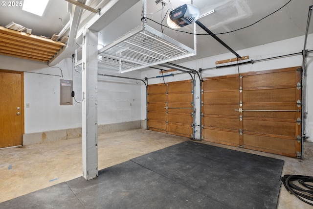 15421 SW Thurston Ln, Portland, OR 97224 - garage featuring a garage door opener and electric panel