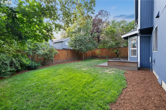 15421 SW Thurston Ln, Portland, OR 97224 - view of yard