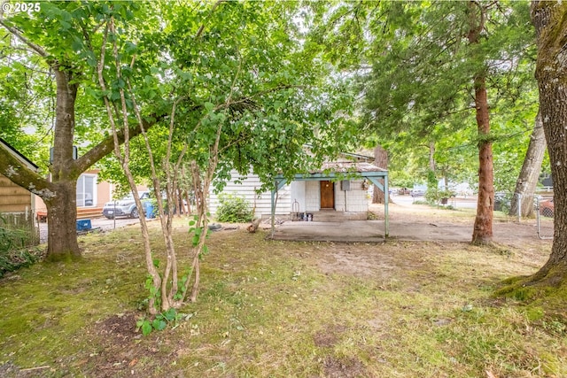 274 Senate St NW, Salem, OR 97304 - view of yard featuring a porch