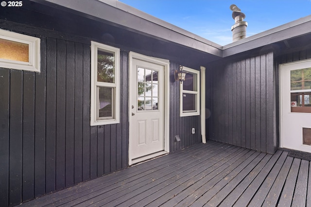 404 Chinook Ave, Astoria, OR 97103 - view of wooden deck