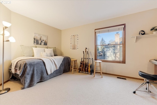 bedroom featuring carpet flooring