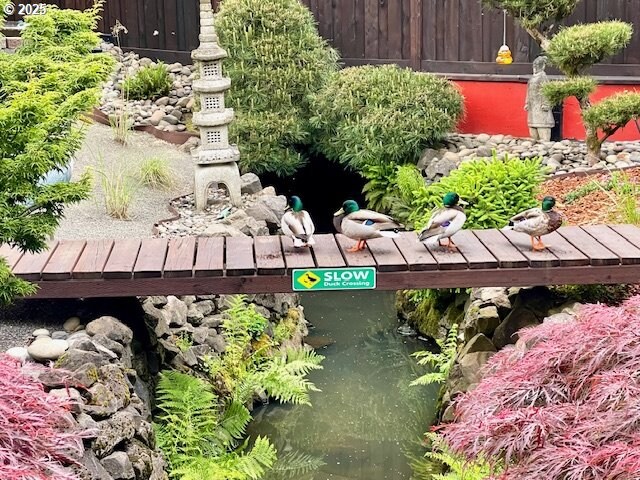 3985 SW 102nd Ave, Beaverton, OR 97005 - exterior view of a small pond