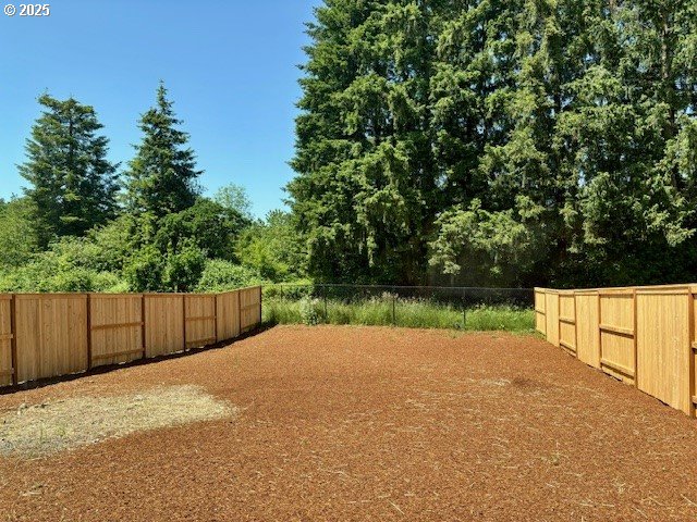 1747 N Millican Creek St, Lafayette, OR 97127 - view of fenced backyard