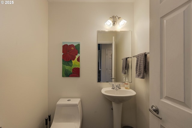 7125 SW Fallen Leaf St, Wilsonville, OR 97070 - bathroom with toilet