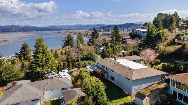 546 W Fir Ave, Coos Bay, OR 97420 - bird's eye view featuring a water view