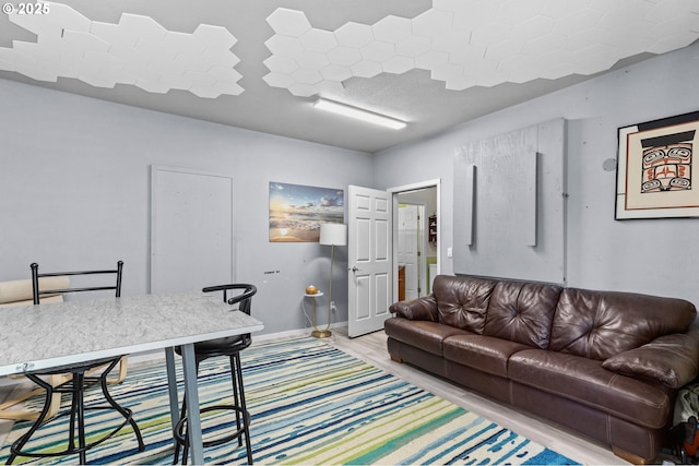 579 S Schooner Creek Rd, Lincoln City, OR 97367 - living room featuring light wood finished floors and baseboards
