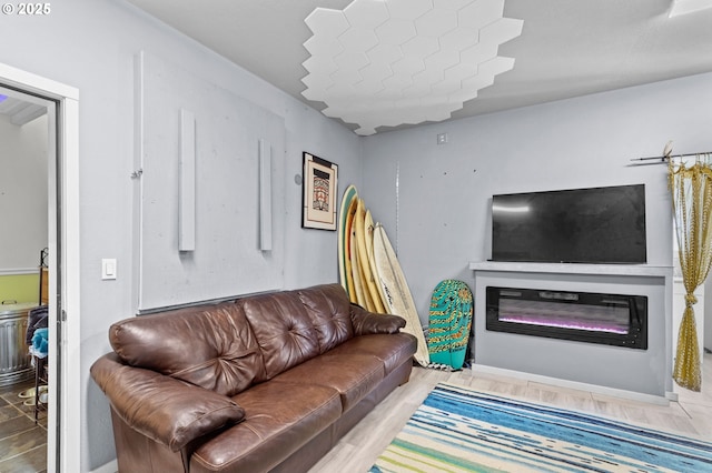 579 S Schooner Creek Rd, Lincoln City, OR 97367 - living area featuring a glass covered fireplace