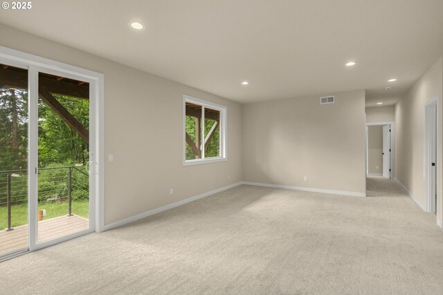 59787 Kimmell Ln, Saint Helens, OR 97051 - unfurnished room with light colored carpet, recessed lighting, and baseboards