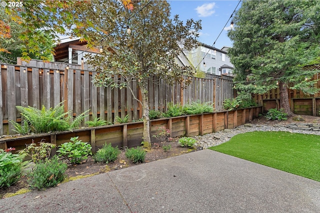 3578 NW Gerritz Ter, Portland, OR 97229 - fenced backyard featuring a patio area