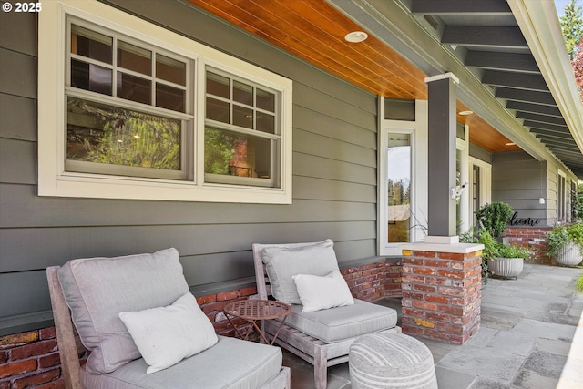 2550 Dellwood Dr, Lake Oswego, OR 97034 - view of porch