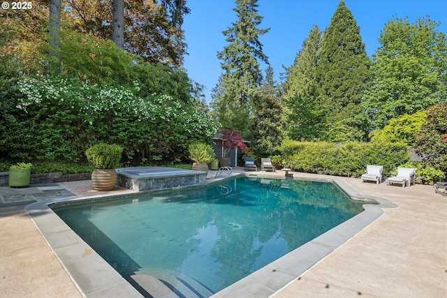 2550 Dellwood Dr, Lake Oswego, OR 97034 - swimming pool featuring a patio and an outdoor hot tub
