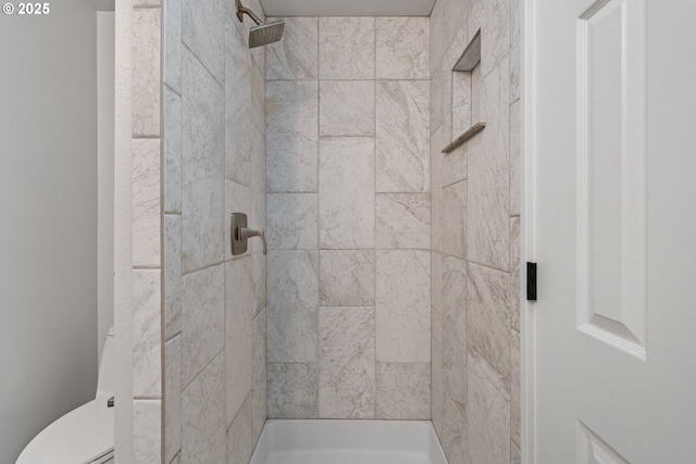 13216 NE Salmon Creek Ave Unit E8, Vancouver, WA 98686 - full bath with tiled shower and toilet