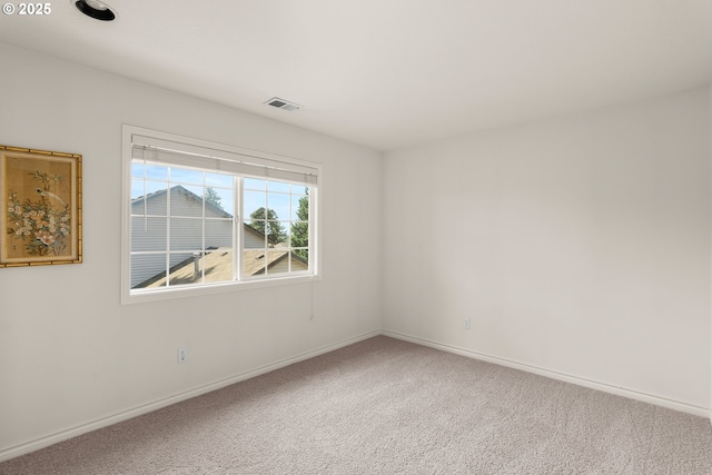 15150 SE Lostine Dr, Clackamas, OR 97015 - empty room featuring carpet flooring and baseboards
