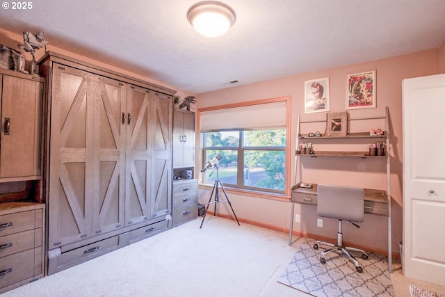 195 Daniel Dr, Eugene, OR 97404 - office area with light carpet and baseboards