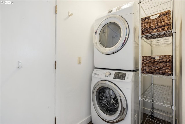 5570 SW Franklin Ave, Beaverton, OR 97005 - washroom with stacked washer / dryer