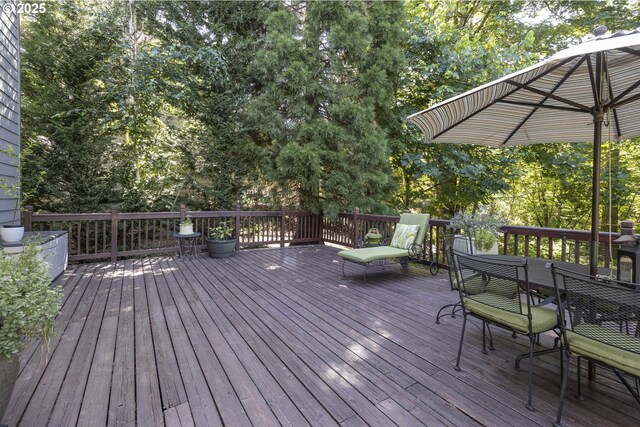 16572 SE Oak Meadow Ct, Damascus, OR 97089 - wooden terrace featuring outdoor dining area