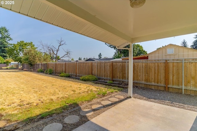 861 Dietz Ave NE, Keizer, OR 97303 - fenced backyard with a patio