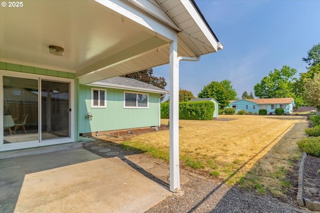 861 Dietz Ave NE, Keizer, OR 97303 - view of green lawn featuring a patio area