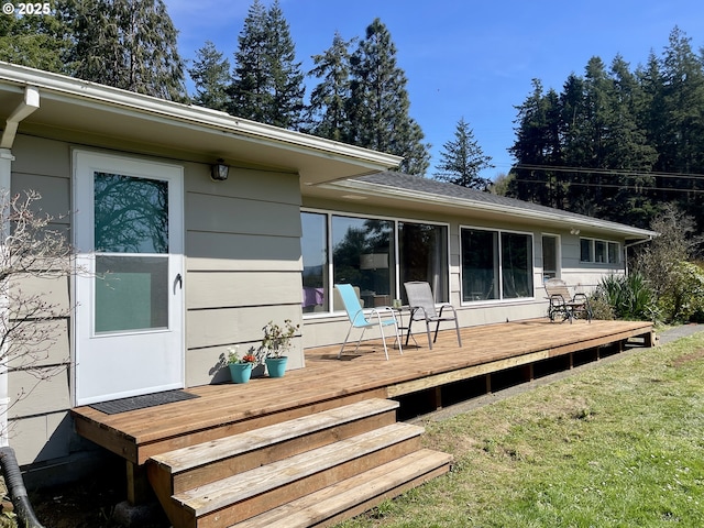 54824 Robinson Rd, Coquille, OR 97423 - wooden terrace with a lawn