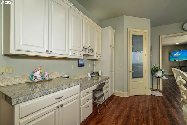 7947 Lavender Ln, Turner, OR 97392 - kitchen featuring tile countertops, dark wood finished floors, white cabinetry, and baseboards