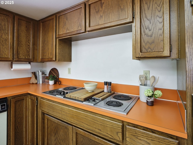135 Ridgecrest Dr, Toledo, WA 98591 - kitchen with light countertops and stainless steel electric stovetop