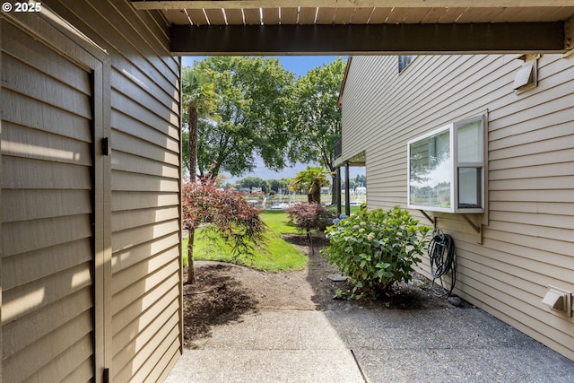 224 N Hayden Bay Dr, Portland, OR 97217 - view of patio