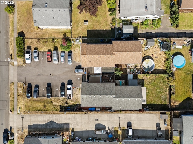 1194 R St, Springfield, OR 97477 - drone / aerial view