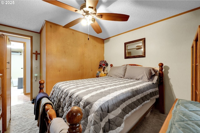 39028 Dexter Rd, Dexter, OR 97431 - carpeted bedroom with crown molding, an AC wall unit, a textured ceiling, a ceiling fan, and a closet