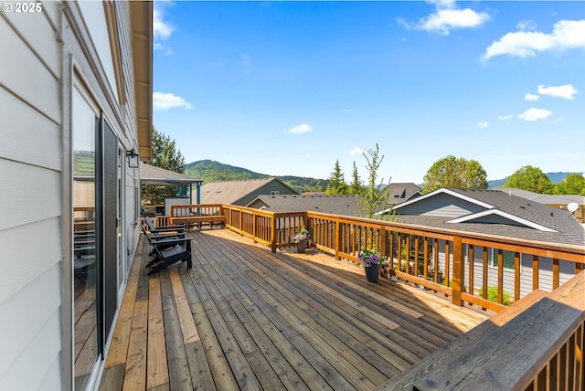521 Wildcat Canyon Rd, Sutherlin, OR 97479 - deck featuring a mountain view