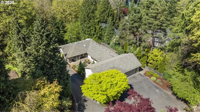 18805 Parkwood Pl, West Linn, OR 97068 - wooden terrace featuring outdoor dining area