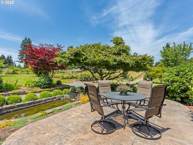 21800 S Green Mountain Rd, Colton, OR 97017 - view of patio / terrace with outdoor dining space