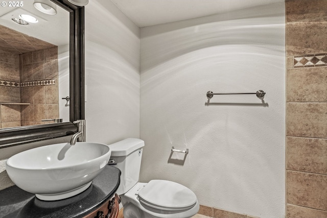 802 NW 5th Cir, Camas, WA 98607 - half bath featuring vanity and toilet