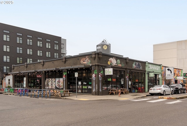 18 NE Cook St, Portland, OR 97212 - view of commercial location