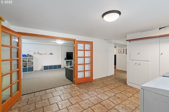 9004 SW 36th Ave, Portland, OR 97219 - unfurnished room featuring washer / clothes dryer and french doors