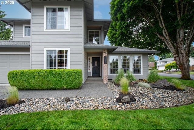 817 NW 141st St, Vancouver, WA 98685 - traditional-style house with a garage