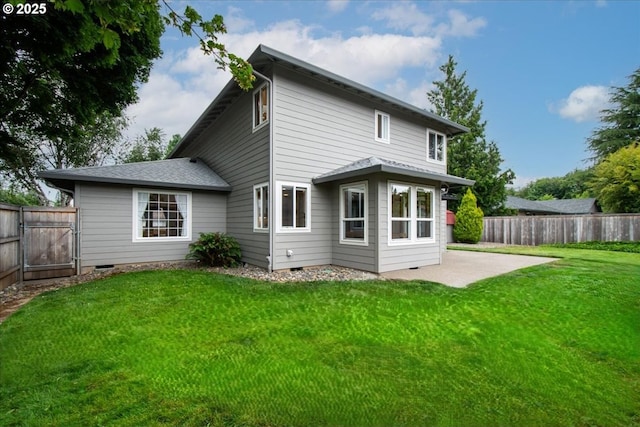 817 NW 141st St, Vancouver, WA 98685 - rear view of property with a patio, a gate, and crawl space
