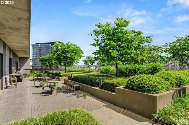 1150 NW Quimby St Unit 610, Portland, OR 97209 - view of patio / terrace