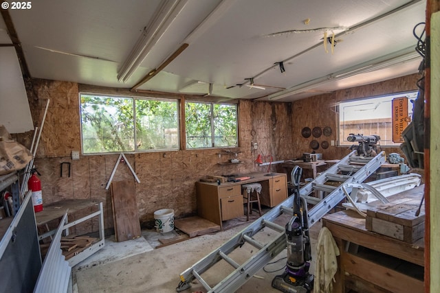 misc room featuring a workshop area