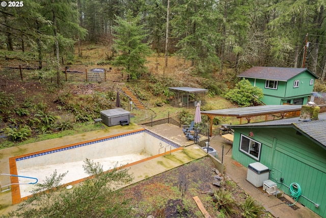 29536 Simmons Rd, Eugene, OR 97405 - aerial view of a heavily wooded area