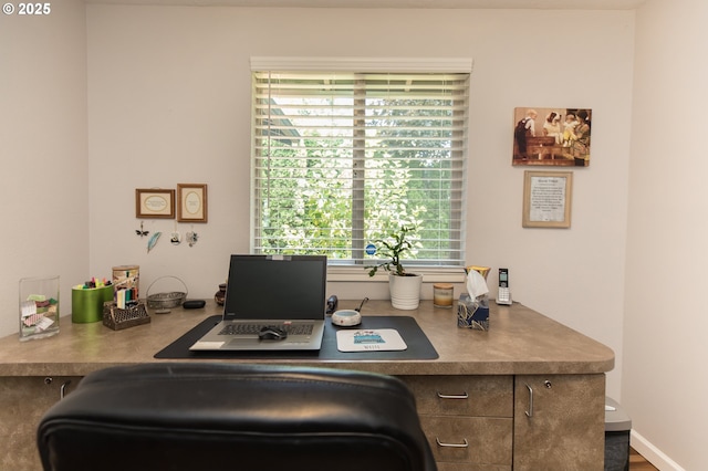2416 SW 23rd Cir, Troutdale, OR 97060 - view of home office