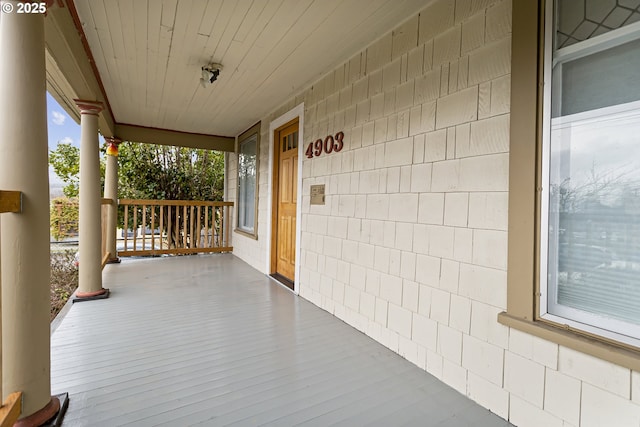 4903 SE Haig St, Portland, OR 97206 - view of wooden porch