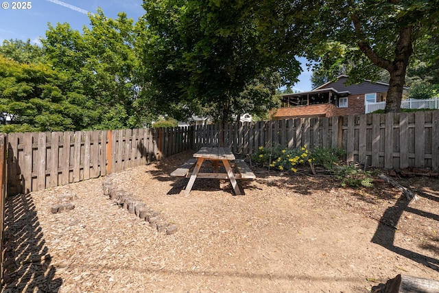 11005 SW 35th Ave, Portland, OR 97219 - view of yard
