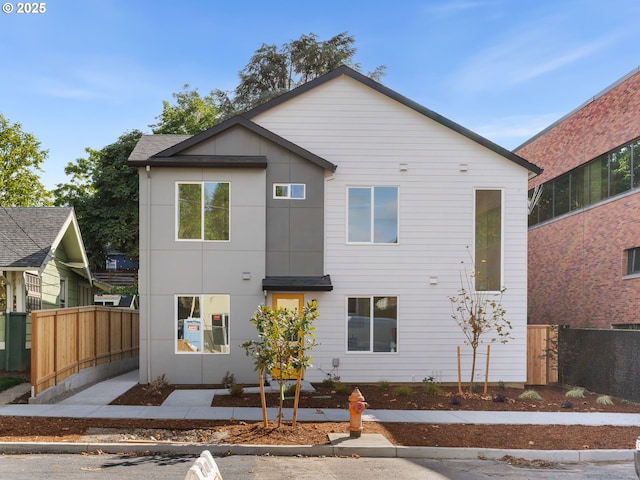 view of front of house