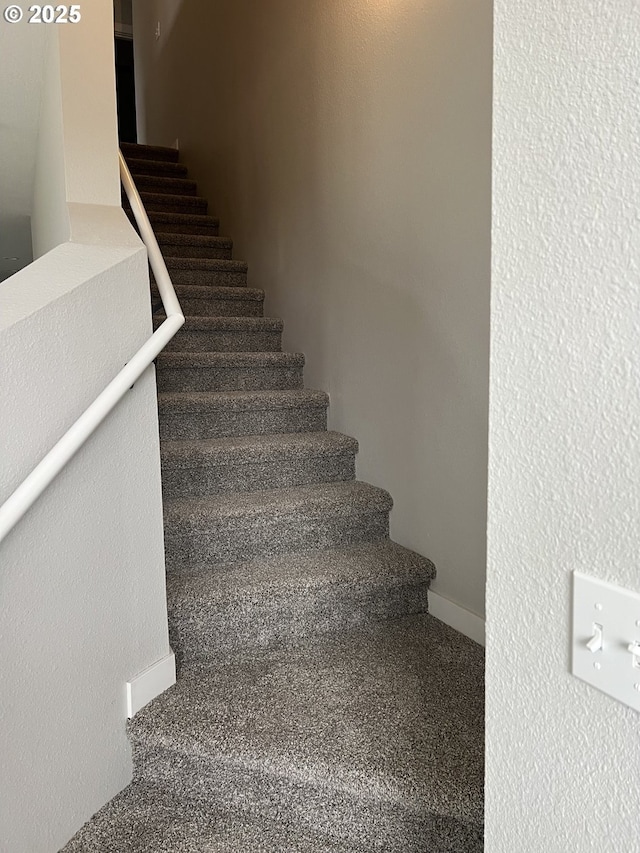 1028 Forest Heights St, Sutherlin, OR 97479 - view of stairs