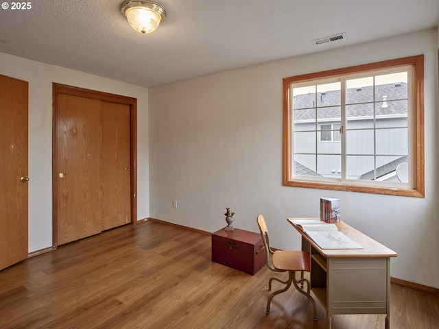 14604 NW 7th Pl, Vancouver, WA 98685 - home office featuring wood finished floors