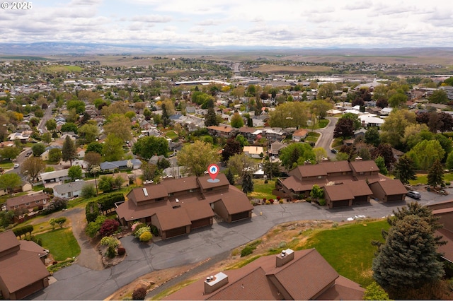 bird's eye view with a residential view