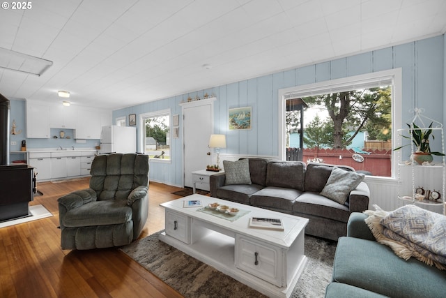 living area with light wood-type flooring