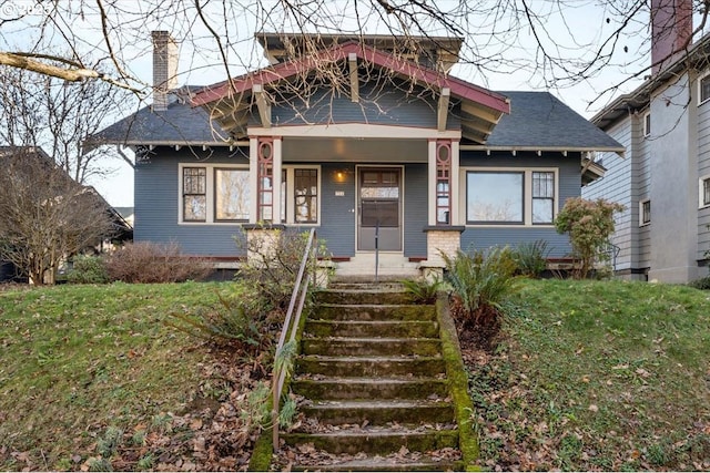 view of front of house featuring a porch