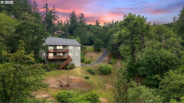 862 NW Edgewood Pl, Albany, OR 97321 - aerial view at dusk of a view of trees