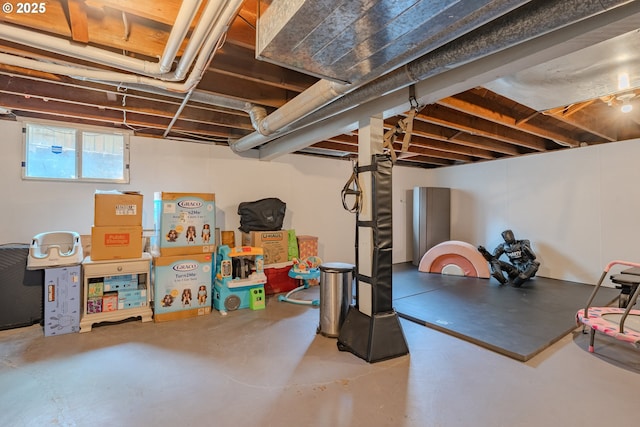 438 SE Roberts Ave, Gresham, OR 97080 - view of below grade area